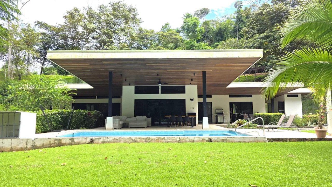 VILLA SHANTI: LUXURY JUNGLE RETREAT IN OJOCHAL, COSTA RICA – 1.17 ACRES