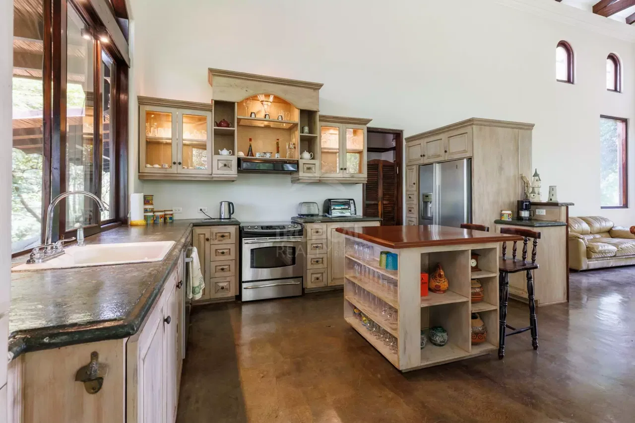 The Country Retreat You Dreamed Of LUXURY PRIVATE ESTATE, photo 6