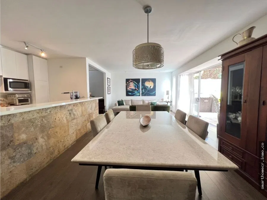 SE ALQUILA CASA EN CONDOMINIO, SANTA ANA CENTRO