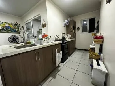 Casa en Venta en Esparza, Costa Rica – Moderna de 3 Habitaciones con Amplio Jardín, photo 5