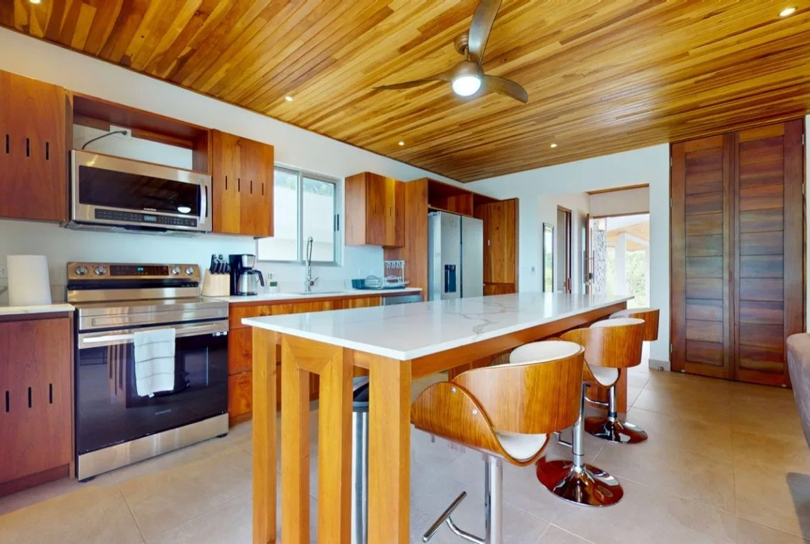 PROPERTY THREE BEDROOM HOME WITH OCEAN AND VALLEY VIEWS, IN CHONTALES – 0.29 ACRES, photo 14