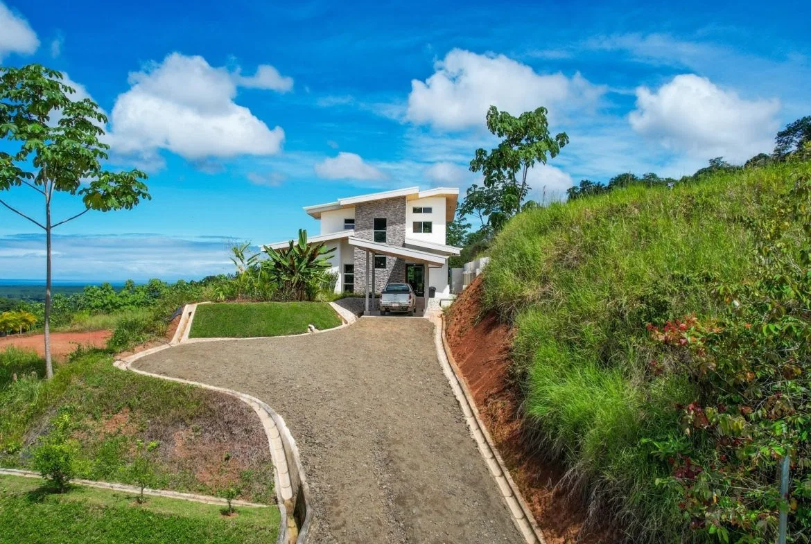 PROPERTY THREE BEDROOM HOME WITH OCEAN AND VALLEY VIEWS, IN CHONTALES – 0.29 ACRES, photo 4