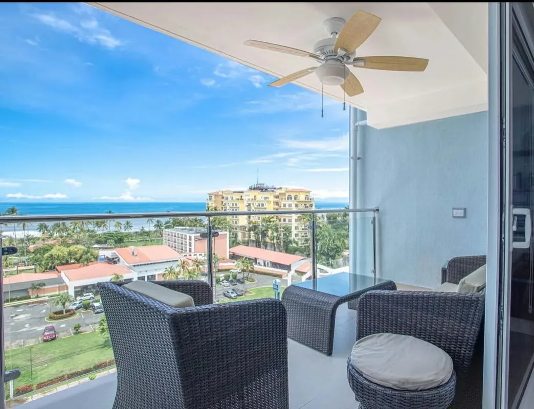 For sale Furnished Ocean-View Apartment in Jacó – Viva Jacó
