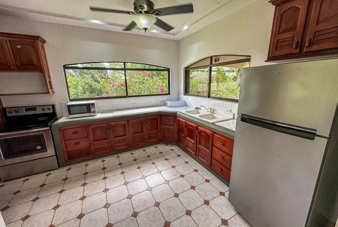 VILLA PROPERTY WITH ONE BEDROOM CONDO IN TRES RIOS – 0.1 ACRES, photo 18