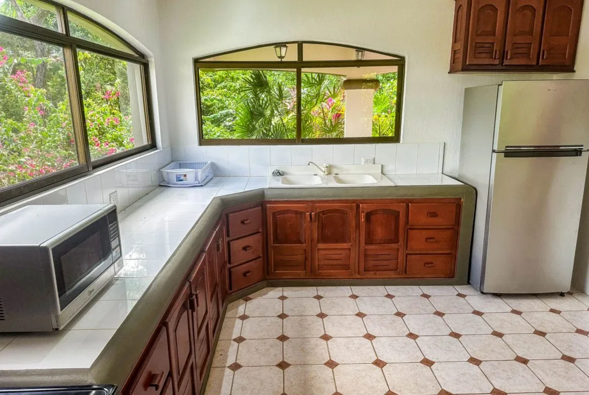 VILLA PROPERTY WITH ONE BEDROOM CONDO IN TRES RIOS – 0.1 ACRES, photo 20