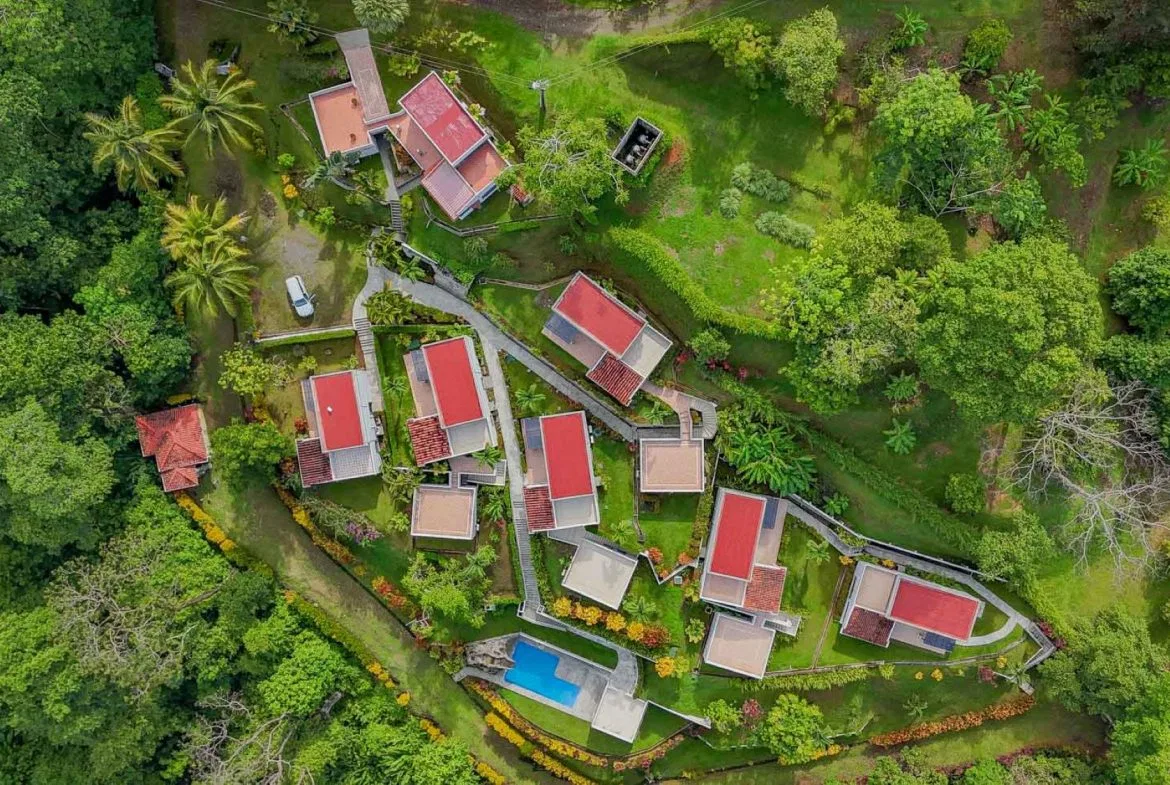 VILLA PROPERTY WITH ONE BEDROOM CONDO IN TRES RIOS – 0.1 ACRES, photo 4