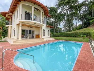 Casa clásica de estilo colonial español de 3 dormitorios con vista a la jungla, photo 2