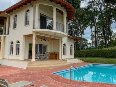 Casa clásica de estilo colonial español de 3 dormitorios con vista a la jungla, photo 5