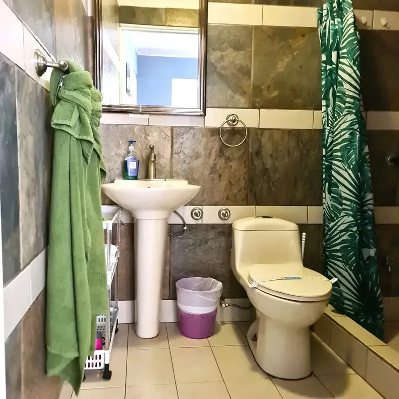 Beautiful 2 bedrooms and 1 bath condo on the first level of El Encanto Complex, located in a very popular business area of Jaco. This condo is renovated and well decorated. Fully ..., photo 4