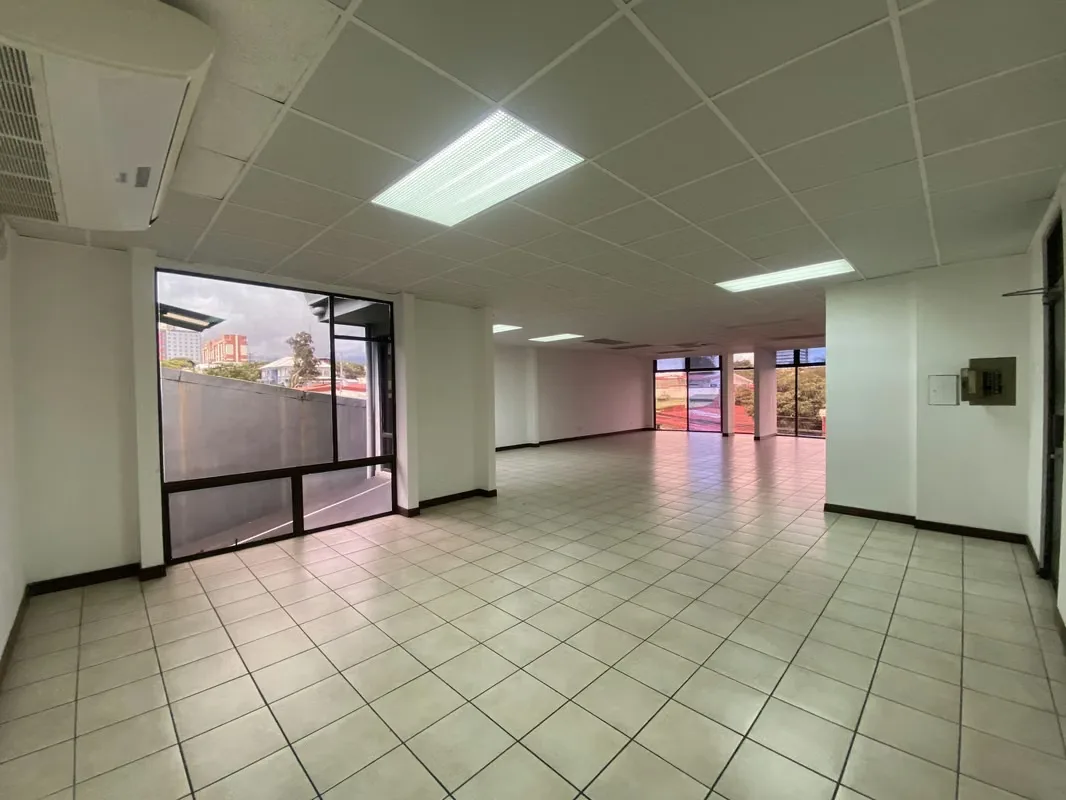COMERCIAL SPACE FOR RENT NEAR PASEO COLÓN, photo 2
