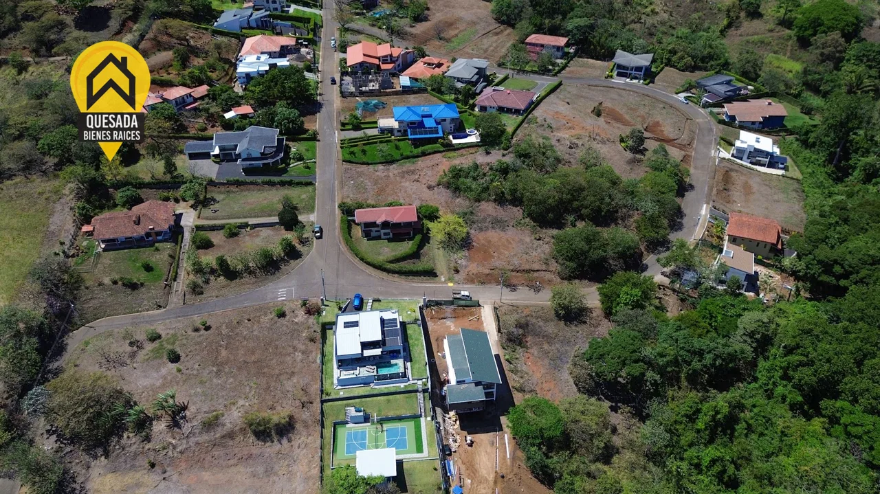 Lote en Condominio Hacienda el Paseo