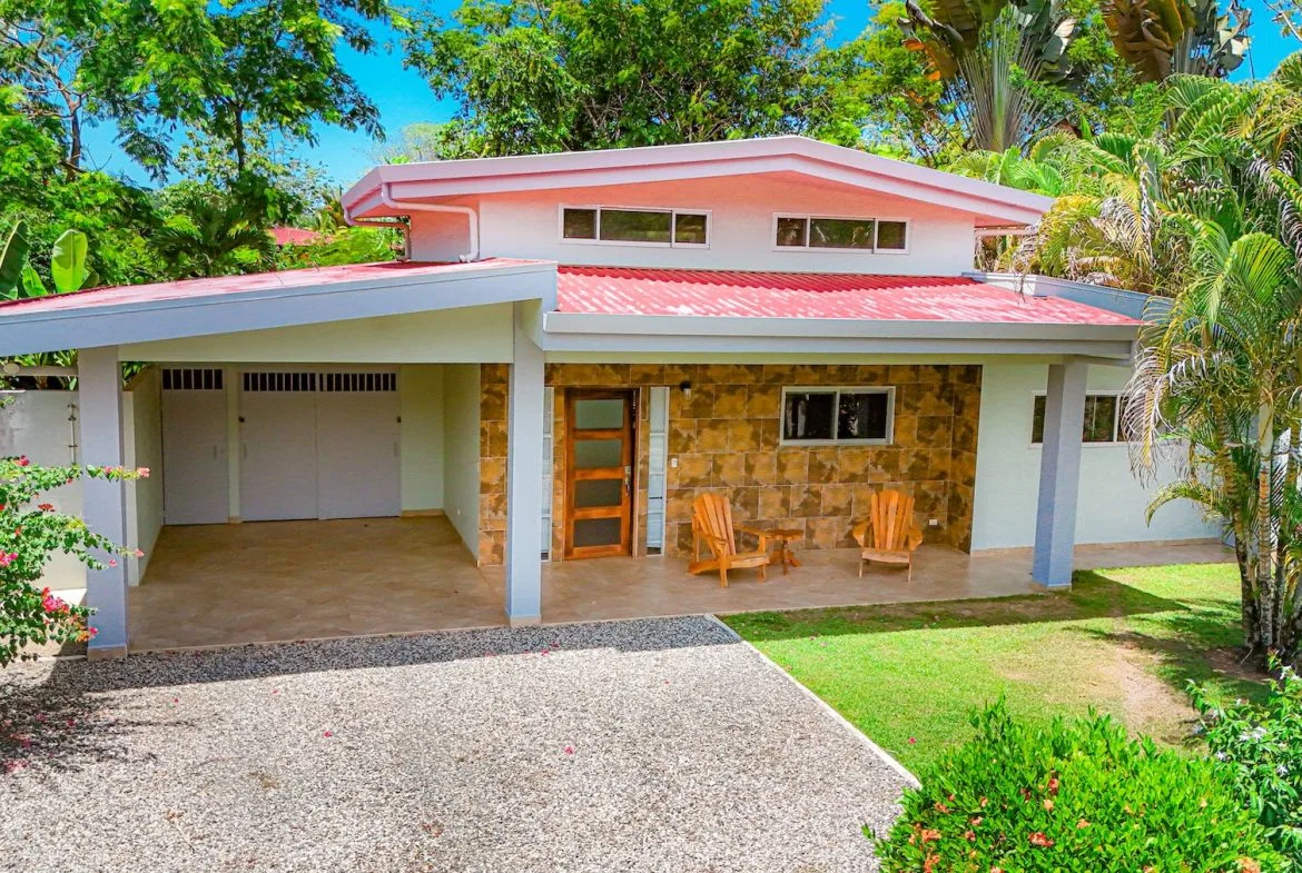 VILLAS DEL SOL PROPERTY WITH THREE BEDROOMS NEAR TO THE BEACH, IN CHAMAN – 0.18 ACRES, photo 2