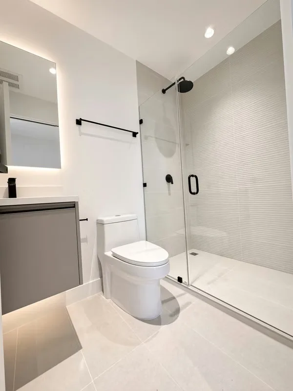 Descubre una majestuosa torre residencial de 16 pisos que alberga 76 exclusivos apartamentos, ubicada en una de las zonas más codiciadas del país., photo 9
