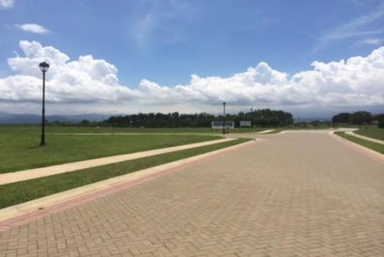LOTE EN LOS REYES LOS MANZANOS 1 ERA ETAPA 825M2