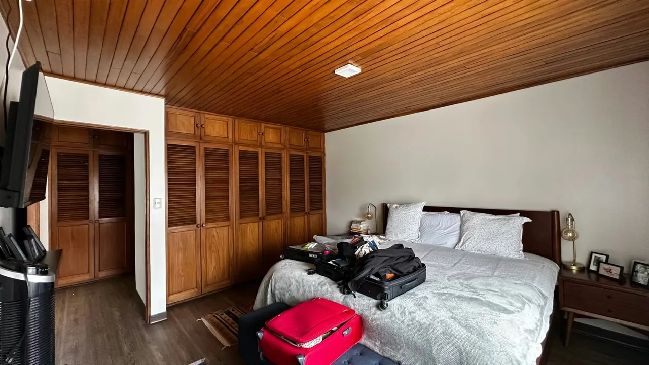 Espacio, iluminación natural y una ubicación estratégica en Sabana Sur. Este apartamento amueblado de 150 m² ofrece una alternativa residencial para quienes buscan amplitud ..., photo 15