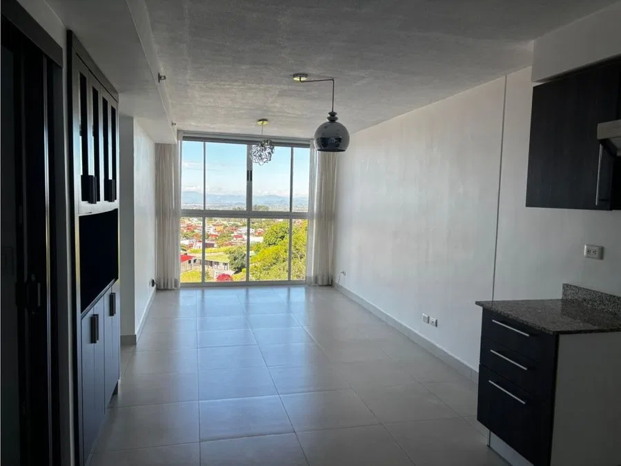 Apartamento 3 habitaciones en Heredia