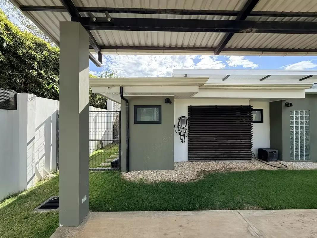 One-storey house in Quintas Valle del Dorado, La Guátima, exclusively marketed. Built in 2018 on a lot of 1.111.14 m ², it offers 558 m ² of construction and a distribution that ..., photo 12