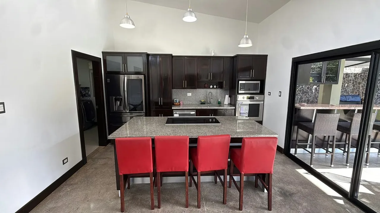 One-storey house in Quintas Valle del Dorado, La Guátima, exclusively marketed. Built in 2018 on a lot of 1.111.14 m ², it offers 558 m ² of construction and a distribution that ..., photo 16