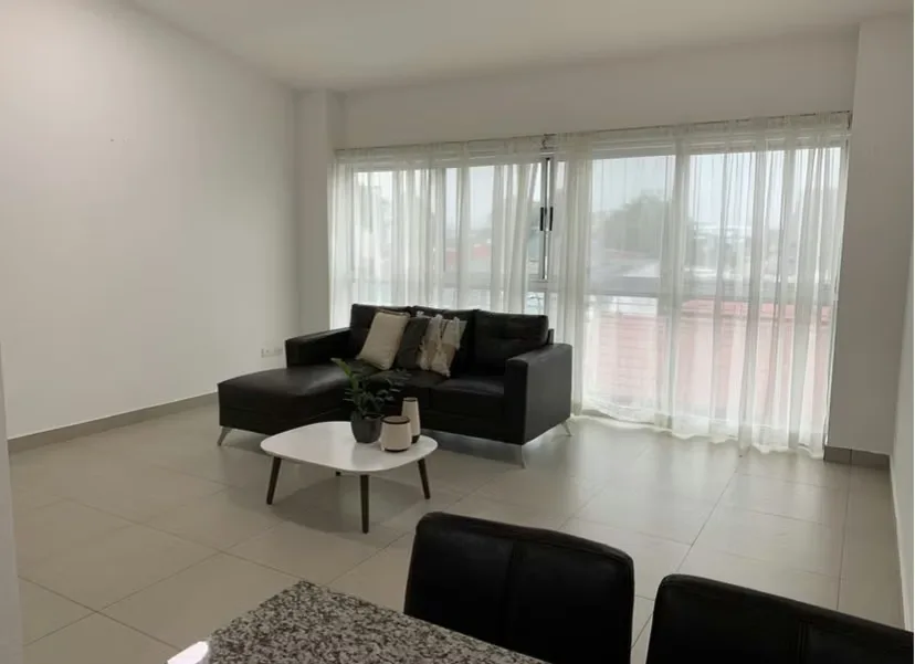 Alquiler de fino y moderno apartamento con magnífica ubicación muy cerca del Estadio Nacional en La Sabana