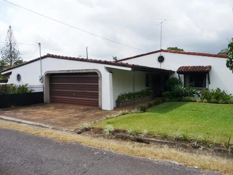 4 Bed Single Family Homes For Sale in Ciudad Cariari