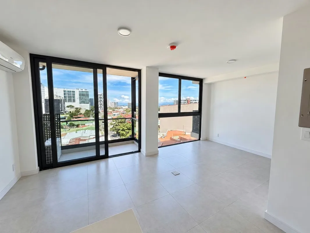 ALQUILER DE ESTUDIO EN SKY GARDEN SABANA NORTE - SIN MUEBLES