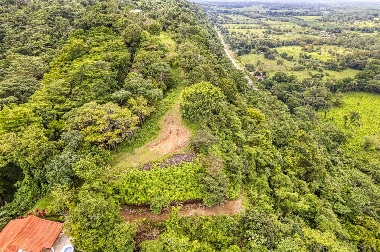 LOT 4 WITH A LARGE BUILDING AREA AND MOUNTAIN VIEWS, IN TRES RÍOS, photo 14