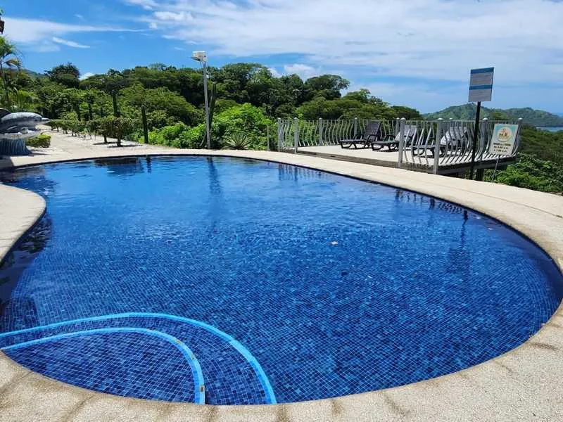 2 Bed Condo For Sale in Playas Del Coco, photo 2