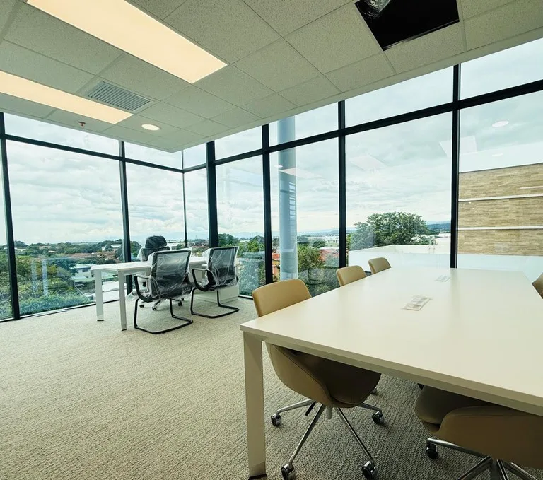 Office Condo in La Aurora