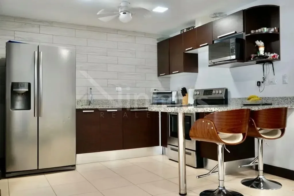 Casa en venta en condominio en Ciudad Colón, photo 5