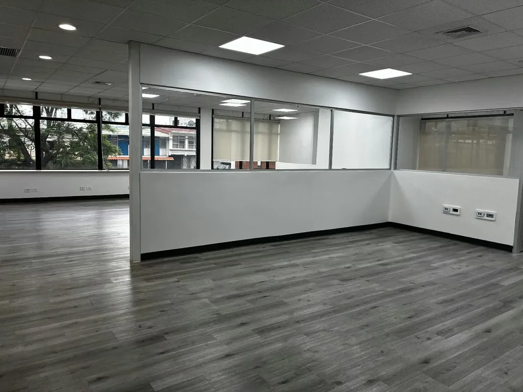 Oficina en alquiler de 300 m² en centro corporativo, Paseo Colón, con seguridad 24 horas, photo 8