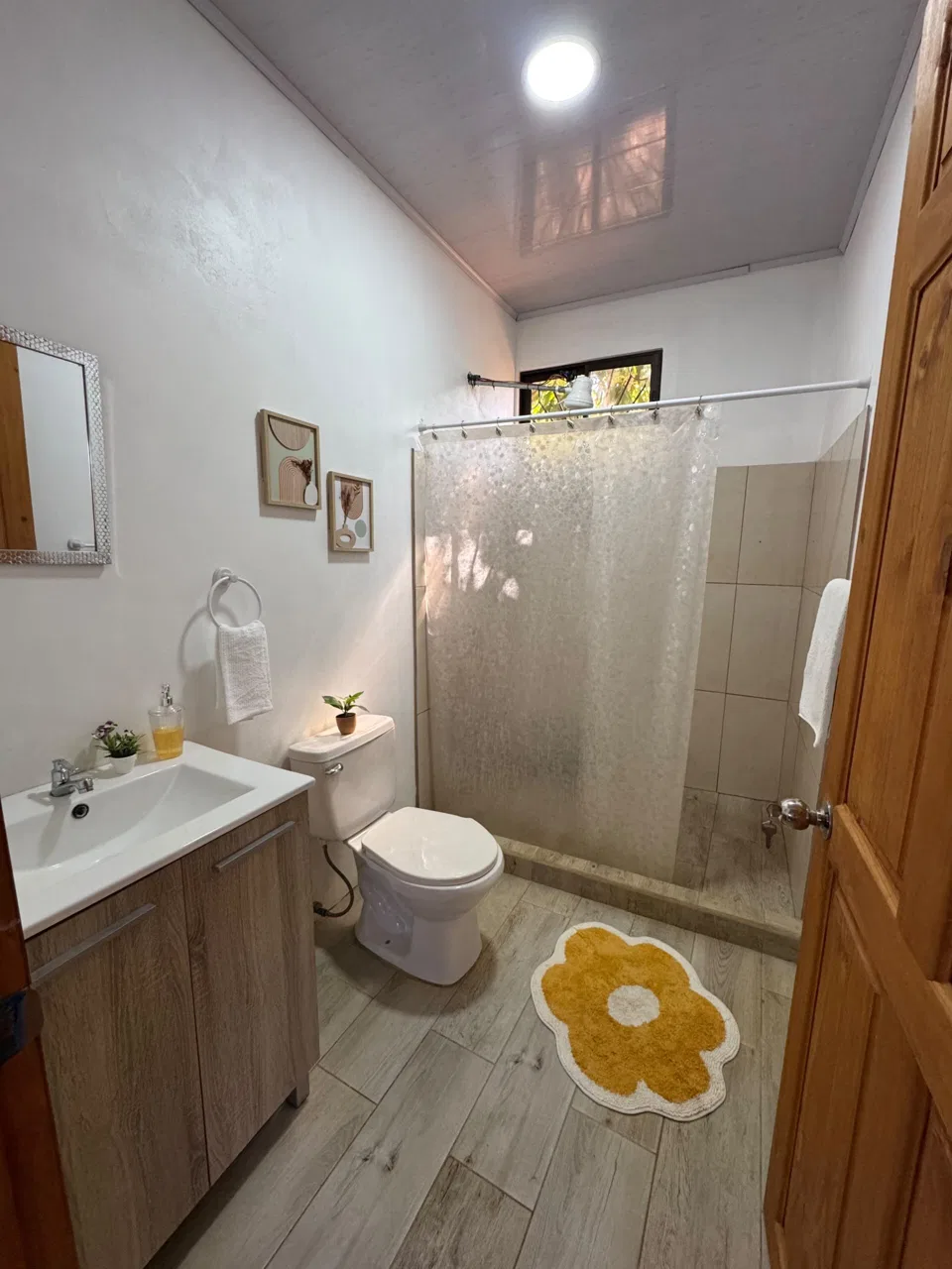 Descubra esta acogedora casa ubicada en Playa Negra, Guanacaste, uno de los destinos costeros más atractivos de la zona, reconocido por su belleza natural, ambiente ..., photo 6