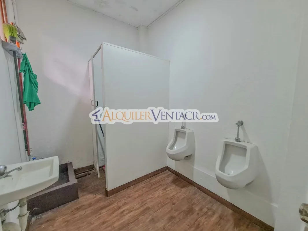 Excelente oportunidad para establecer su empresa en una ubicación estratégica en Sabana Oeste, sobre calle principal, cerca de Pops y UCIMED, con excelente exposición comercial y ..., photo 8