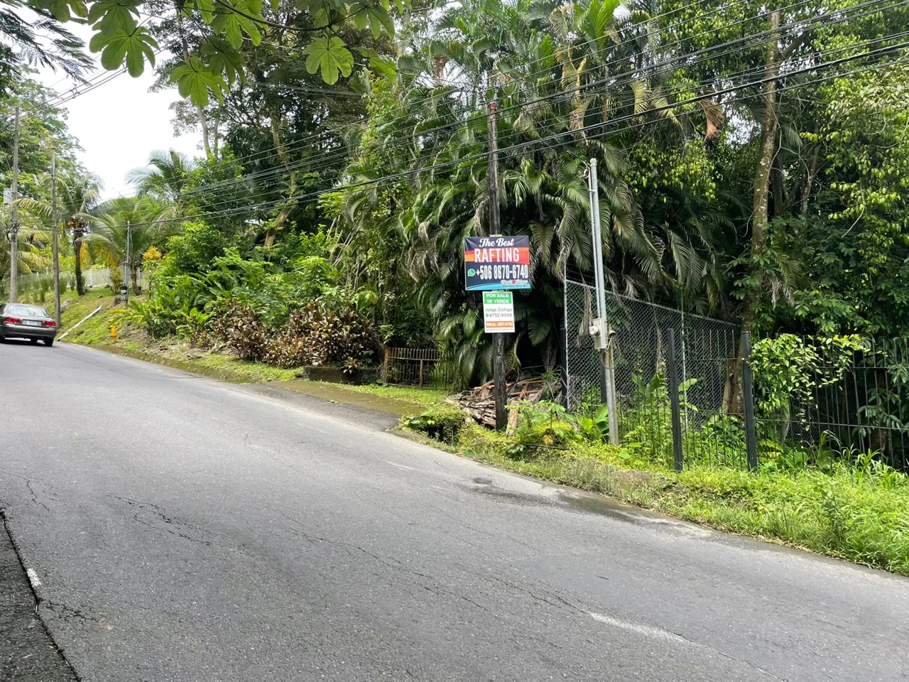 1 Acre Land ready to build on the main road of Manuel Antonio – HBR Exclusive