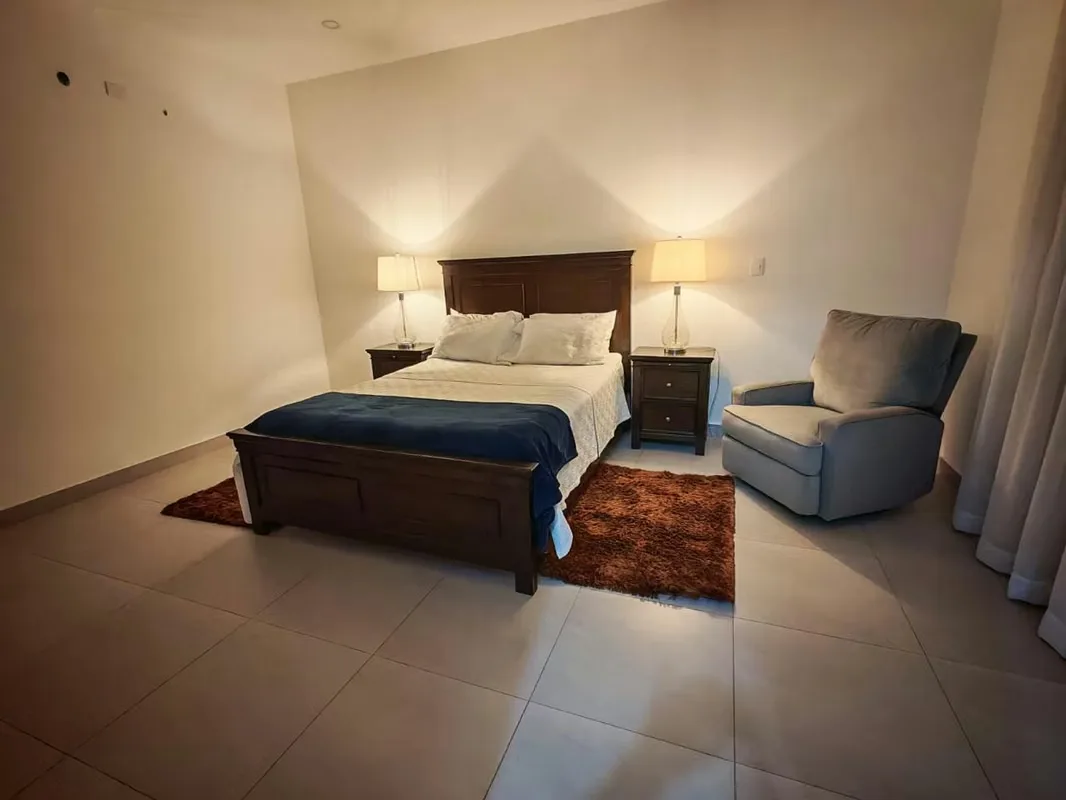 Ubicada en la zona más exclusiva de Santa Ana, esta espectacular casa moderna ofrece un estilo ..., photo 12