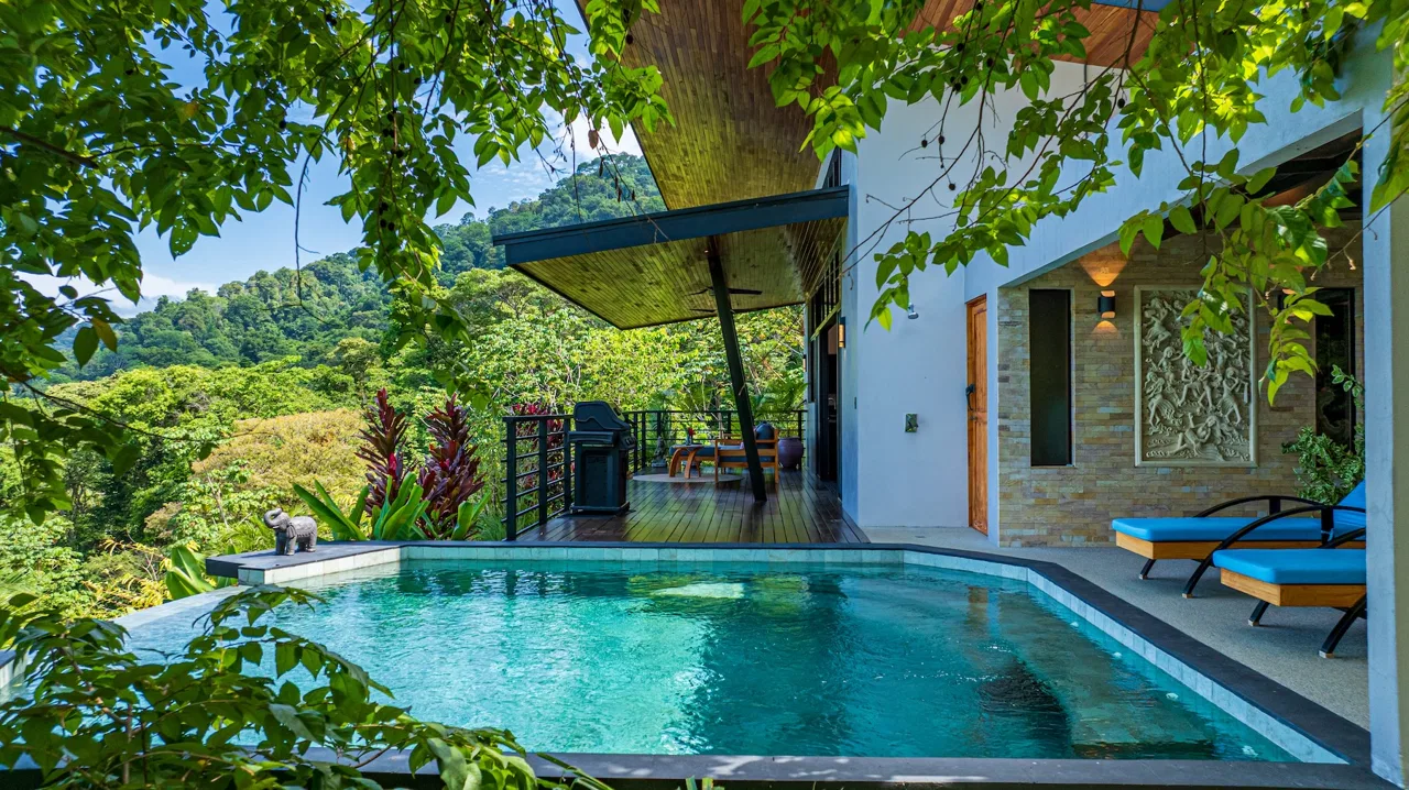 CASA MARKISSA LUXURY PROPERTY WITH OCEAN AND SUNSET VIEWS, IN PLAYA HERMOSA – 1.2 ACRES, photo 3