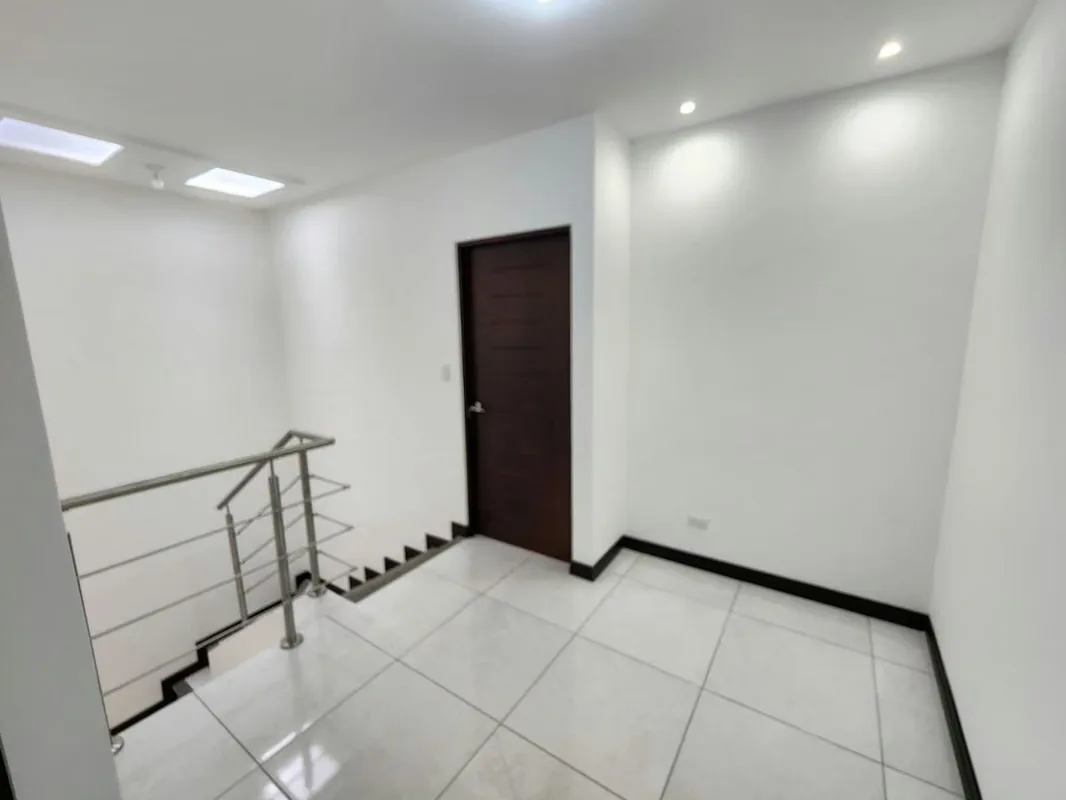 Descubra el equilibrio perfecto entre tranquilidad, seguridad y ubicación estratégica en el Condominio Los Cedrales, una excelente opción residencial en ..., photo 5