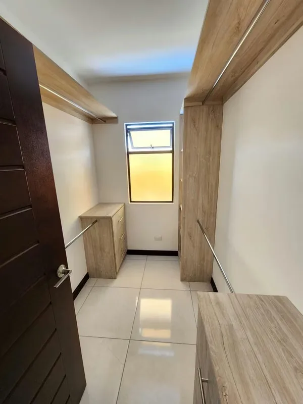 Descubra el equilibrio perfecto entre tranquilidad, seguridad y ubicación estratégica en el Condominio Los Cedrales, una excelente opción residencial en ..., photo 10