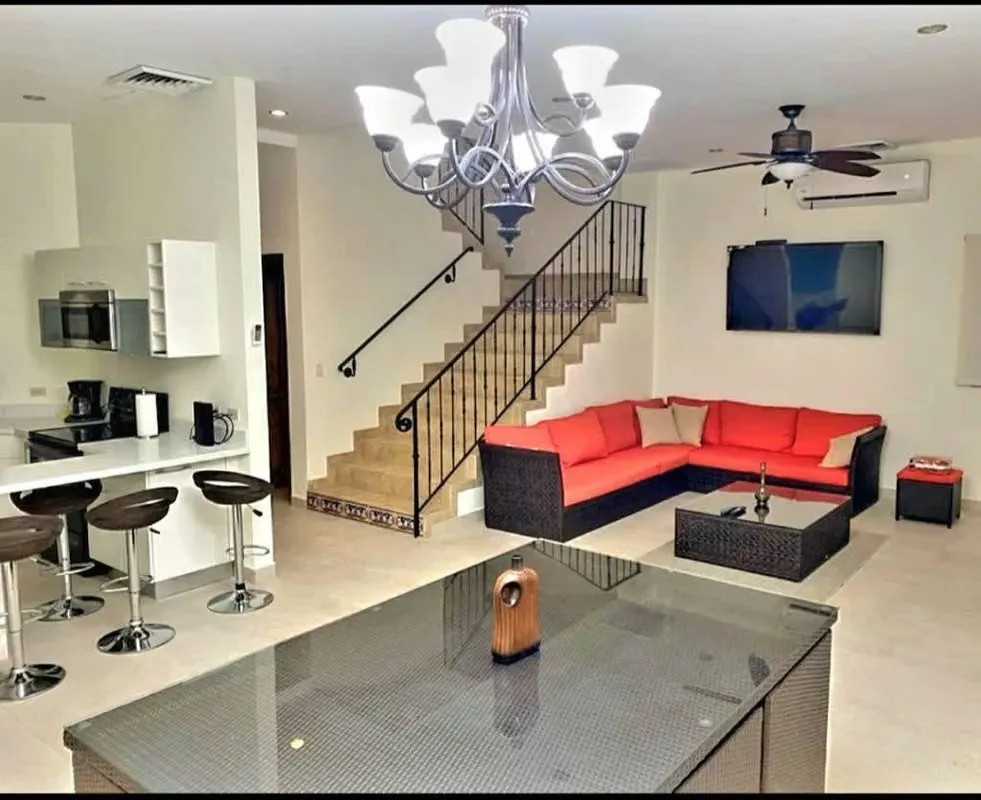 Sale of beach house, located in condominium near Playa Herradura (Puntarenas near Jaco) for holidays, 1 km from Playa Herradura near Los Sueños y Automercado (supermarket) Description ...