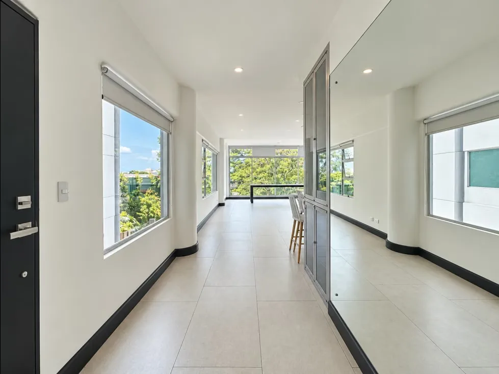 Venta de apartamento en Escazú, cerca del Country Club-Linea Blanca, photo 3