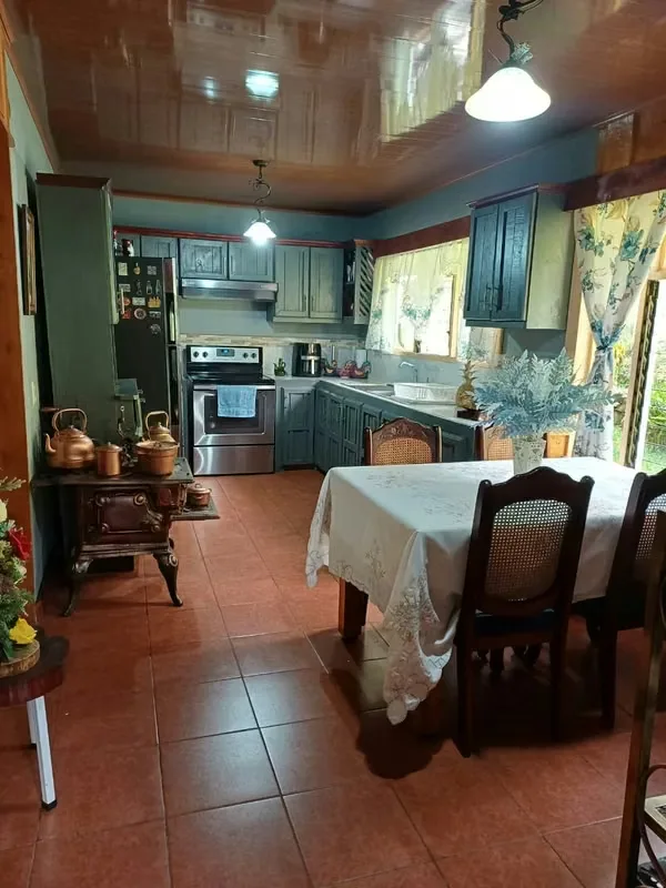 Nestled in the mountains of Acosta, Costa Rica, this beautiful property offers a peaceful setting surrounded by nature, landscaped gardens, and complete privacy. Set on **5,777 m² ..., photo 5
