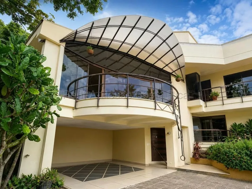 USE FOR SALESPECTACULAR HO HOUSE FOR