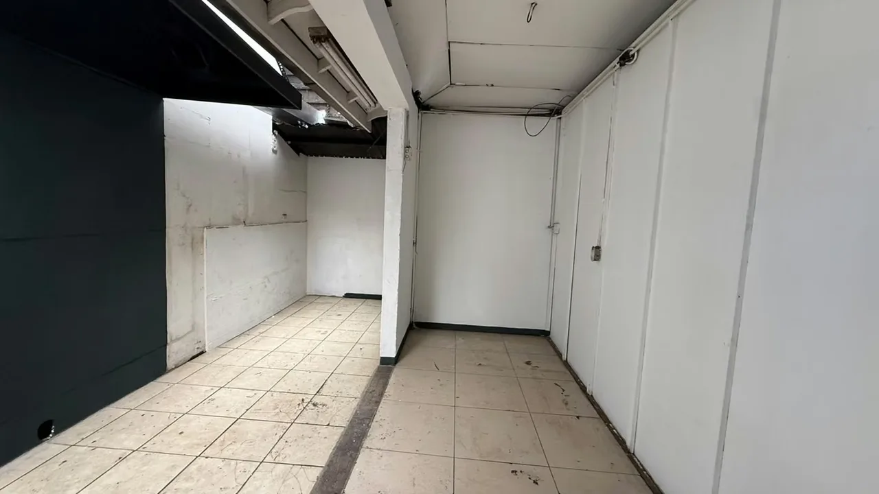 Commercial Space for Rent on Calle de la Amargura, photo 2