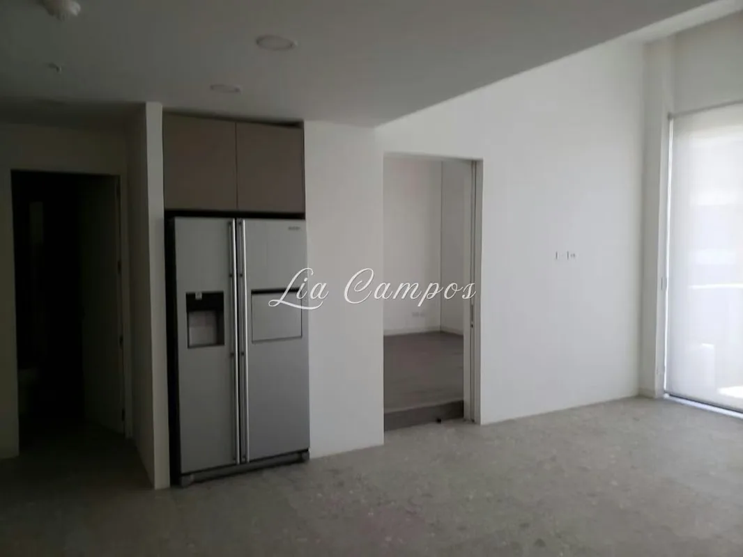 At the entrance to the apartment integrated social space kitchen, living room and dining room., photo 2