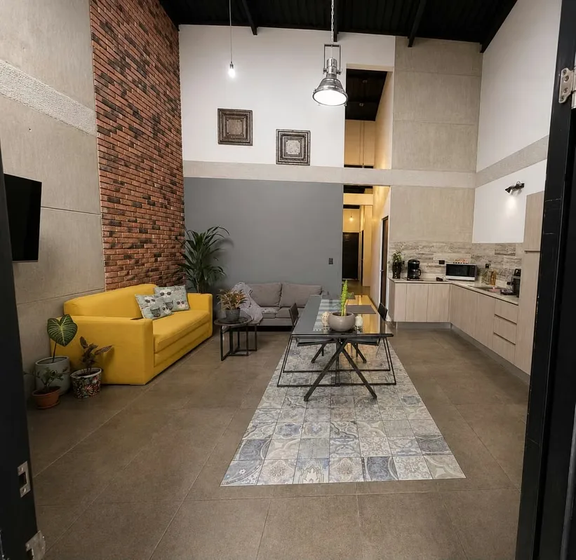 MODERN HOME FOR SALE IN BARVA, HEREDIA!