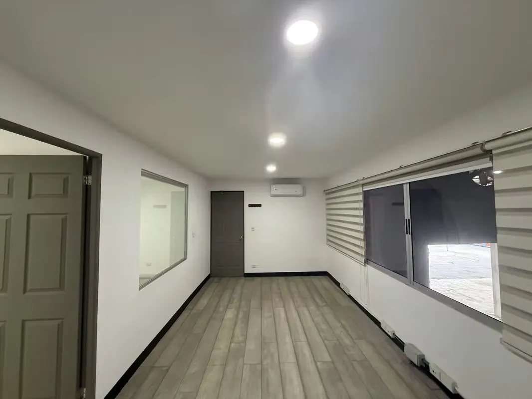 Warehouse available in Heredia, San Joaquín de Flores, photo 10