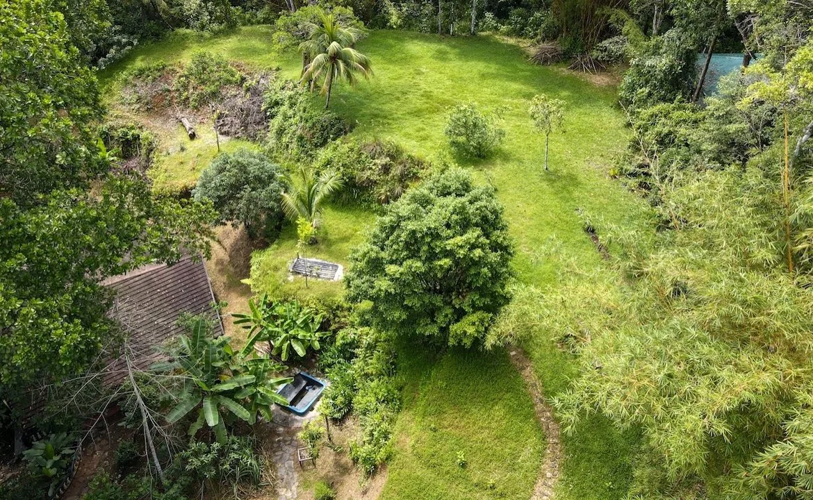 HOUSE AND GUEST HOUSE IN CENTRAL OJOCHAL – 1.35 ACRES, photo 14