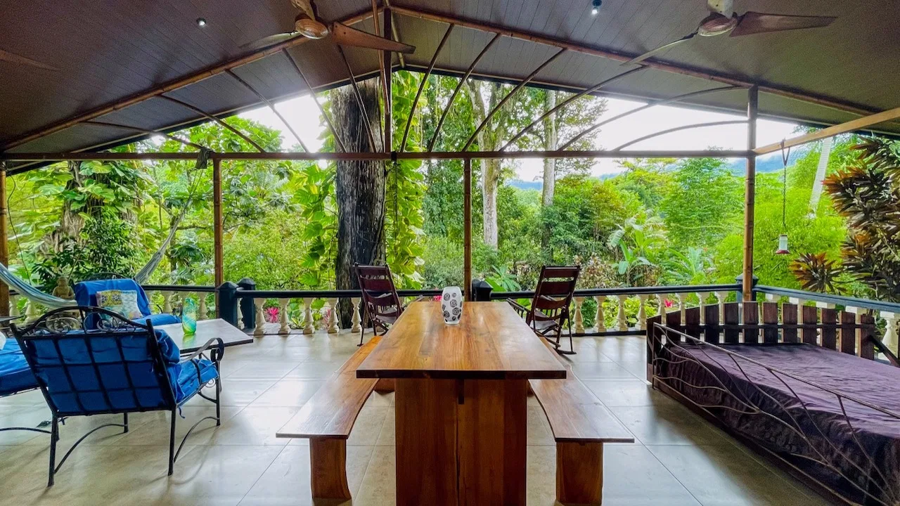 HOUSE AND GUEST HOUSE IN CENTRAL OJOCHAL – 1.35 ACRES, photo 19