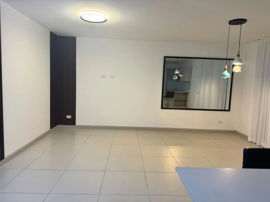 Disfrute de una hermosa residencia con diseño contemporáneo, acabados de lujo y excelente iluminación natural, ..., photo 4