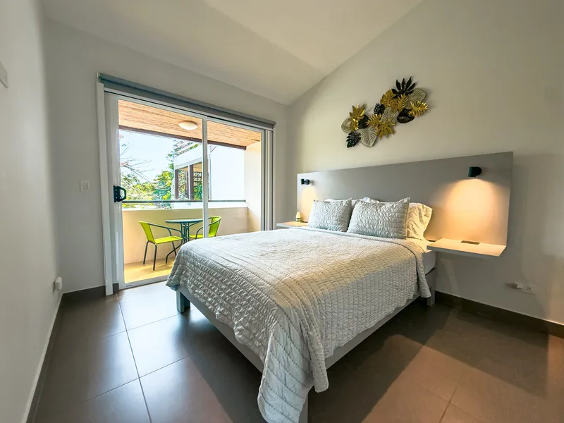 4 Bed Single Family Homes For Sale in Jaco, photo 9