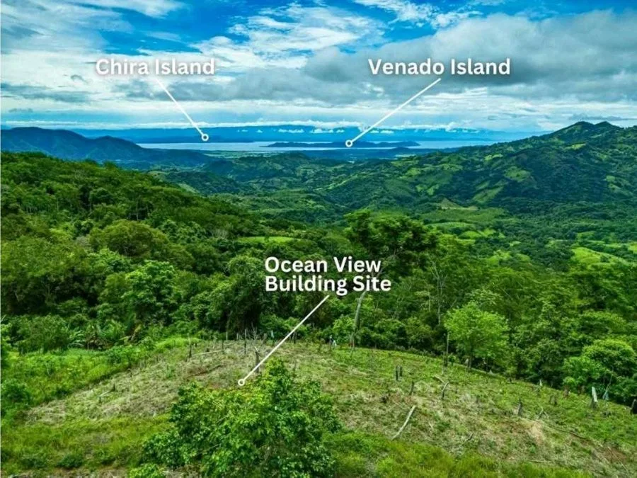 Hermoso Terreno con Vista al Mar
